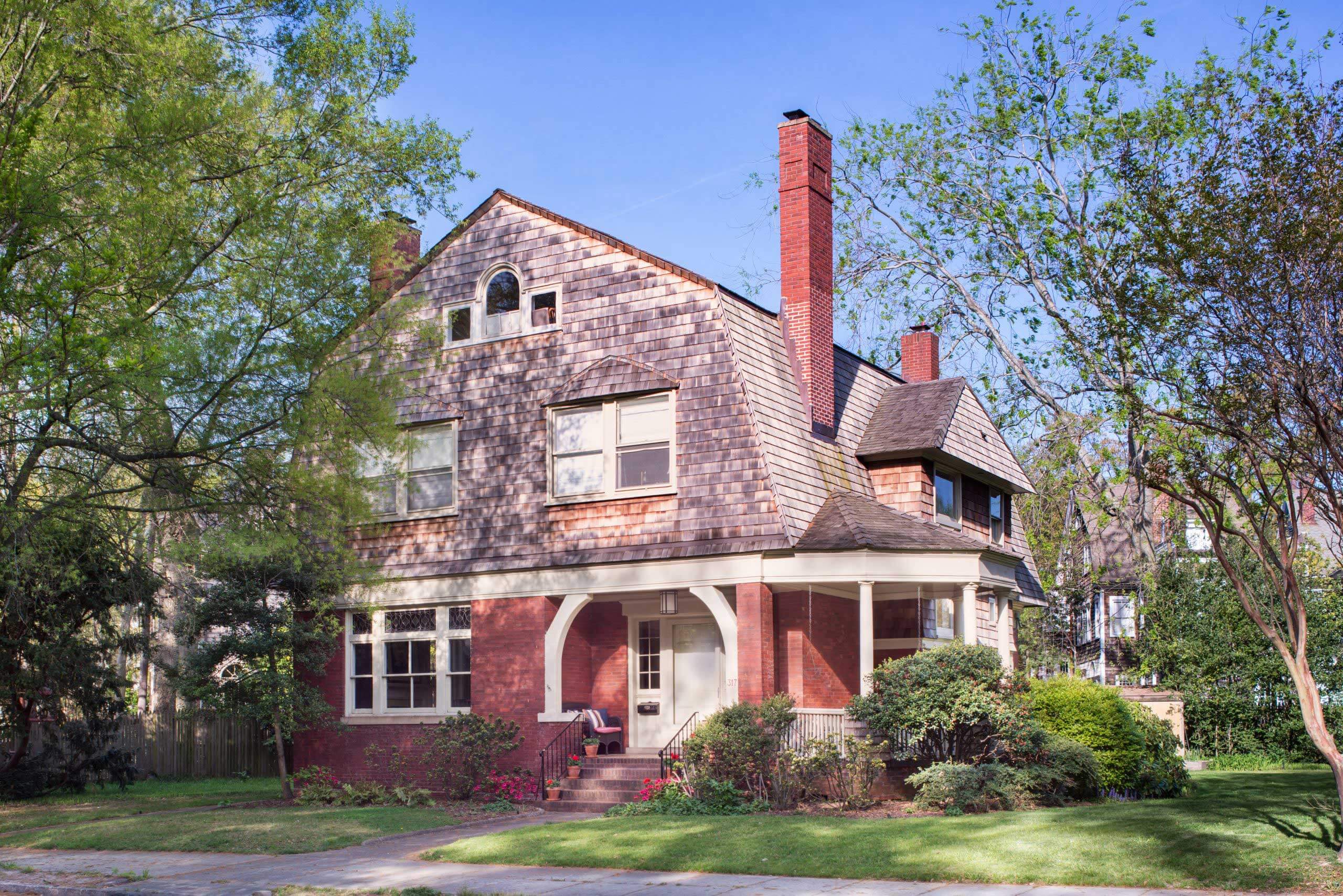 Residential Findlay Renovation Of Beechwood Reidence Professional Exterior by WPA