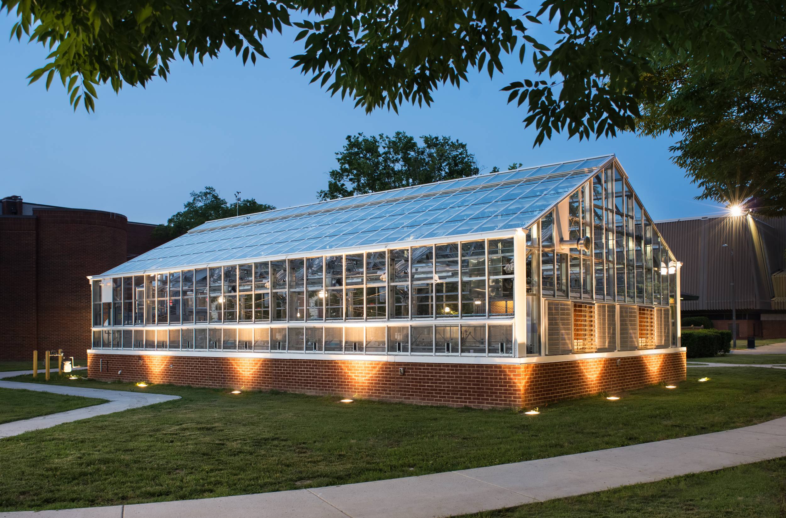 HERO Higher Education NSU Greenhouse Professional Exterior 3(1)