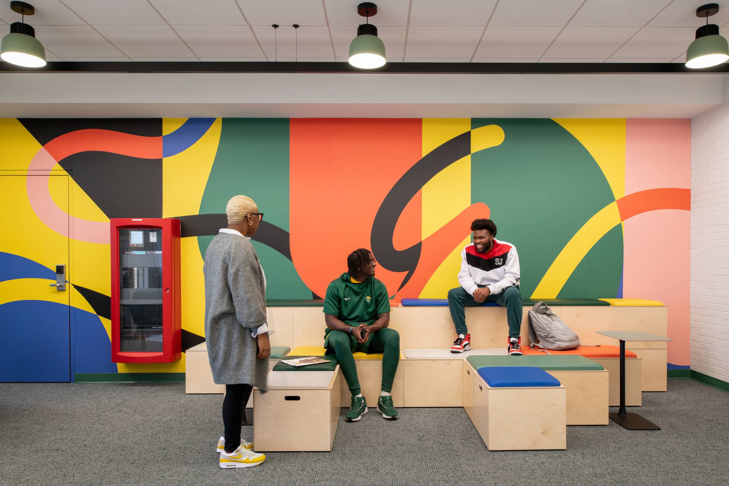 HERO HigherEd NSU BozemanHall Lounge ColorWall(1)